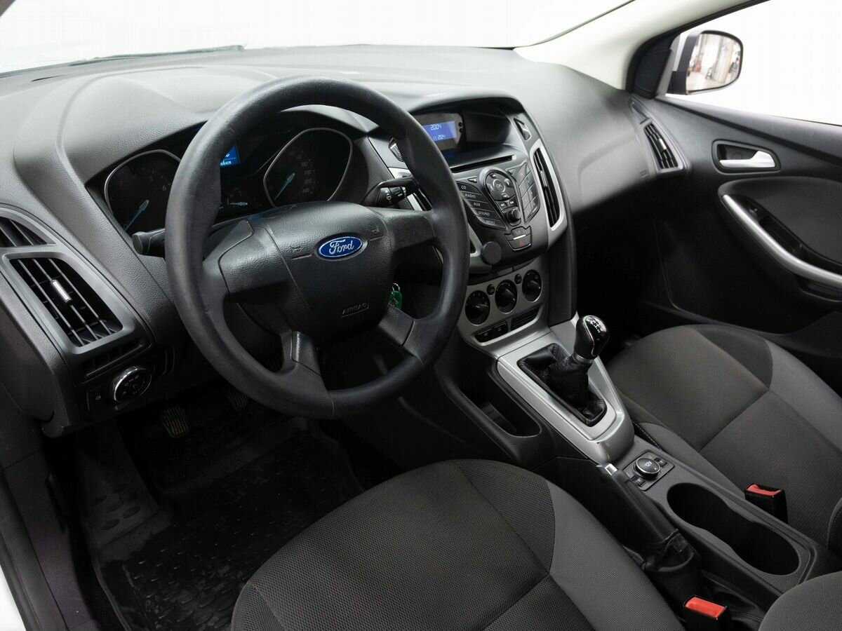 Купить Ford Focus с пробегом. Фото: #8