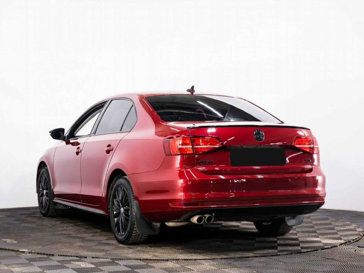 Купить Volkswagen Jetta с пробегом. Фото: #3