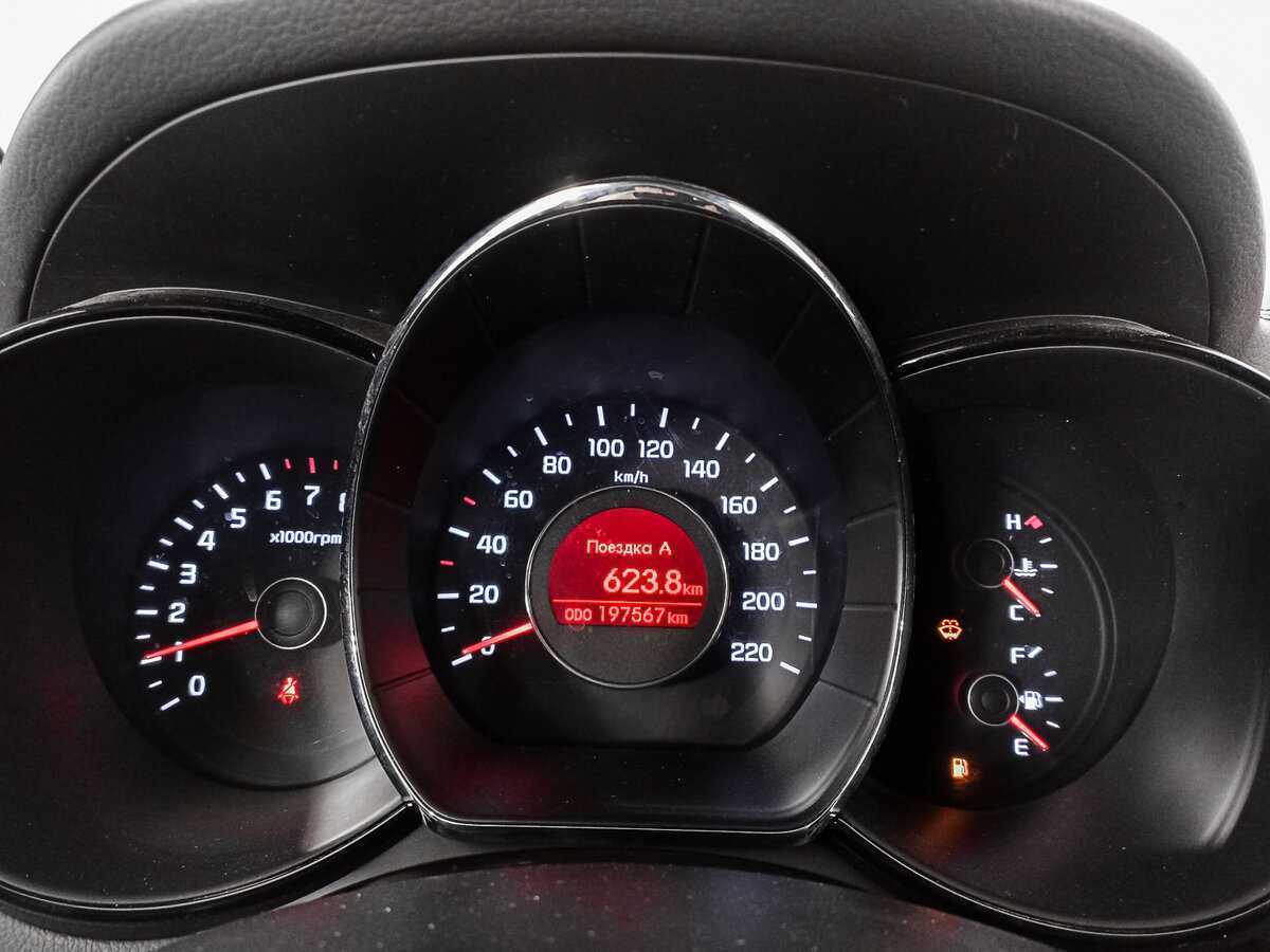 Купить Kia Rio с пробегом. Фото: #8