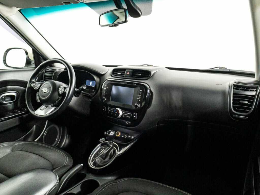 Купить Kia Soul с пробегом. Фото: #8
