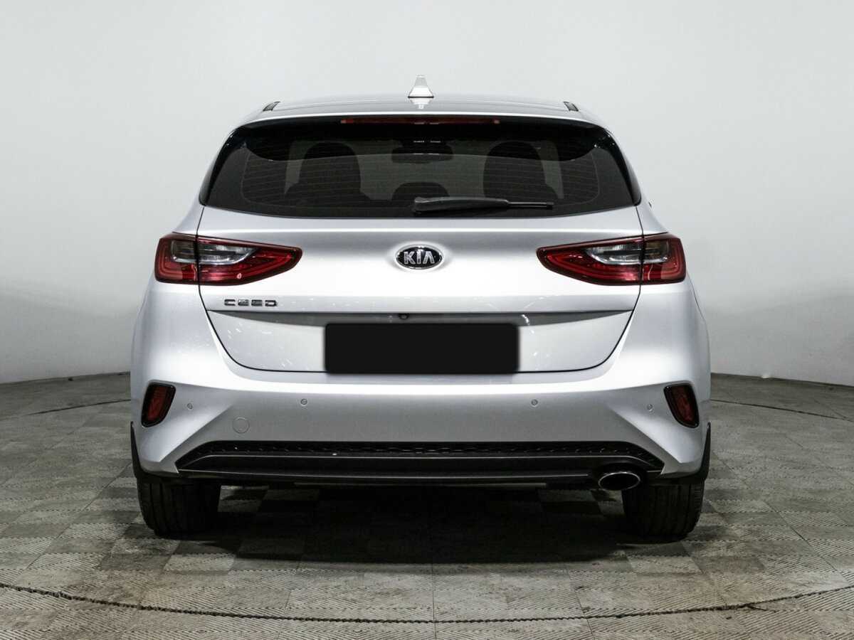 Купить Kia Ceed с пробегом. Фото: #4