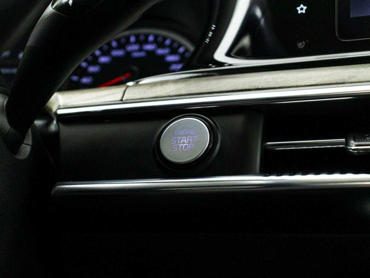 Купить Kia K5 с пробегом. Фото: #21