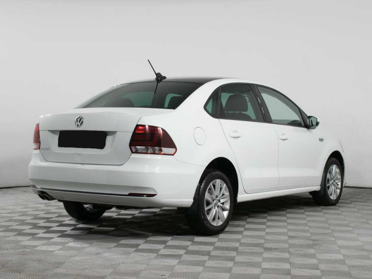 Купить Volkswagen Polo с пробегом. Фото: #4