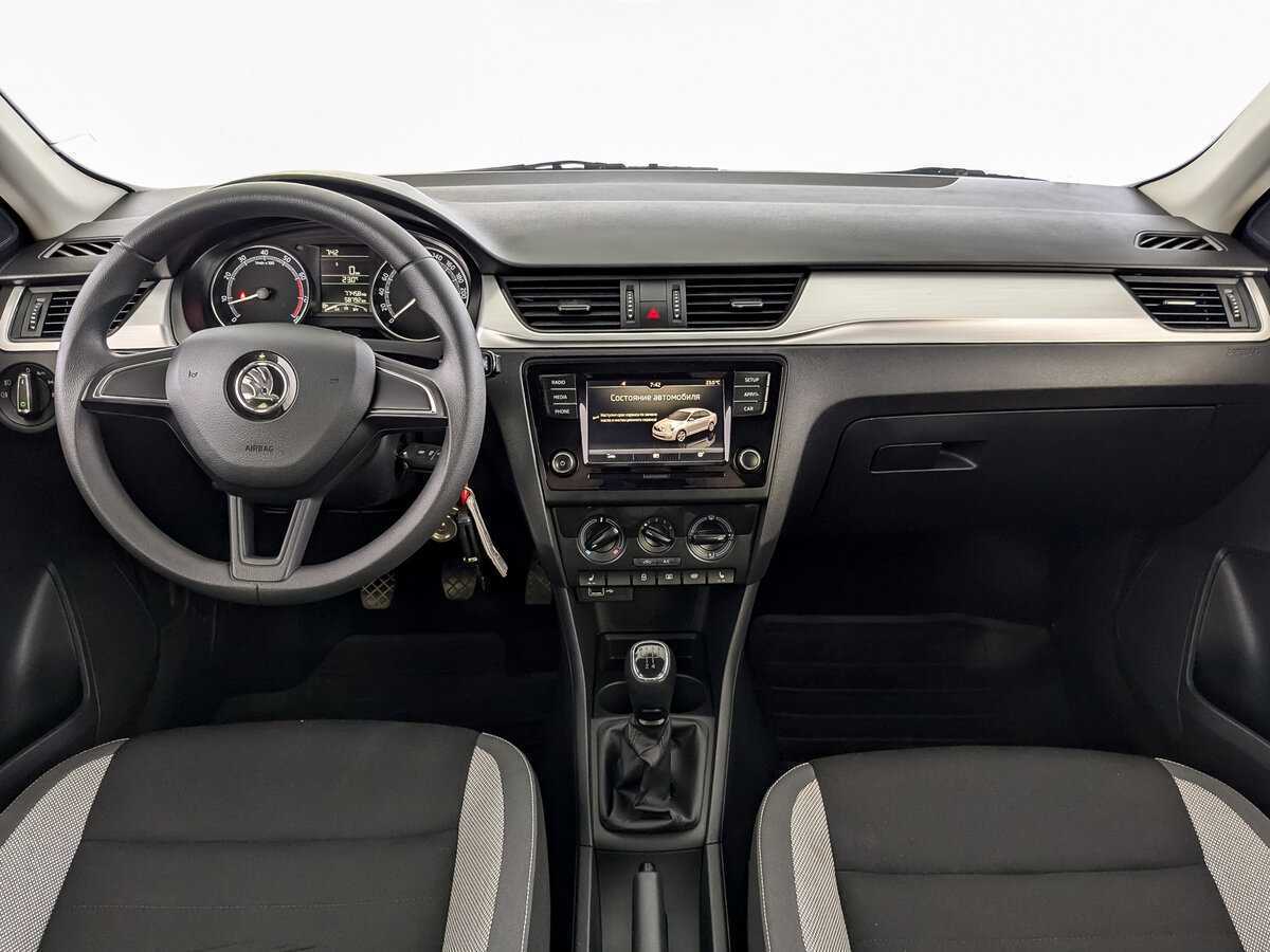 Купить Skoda Rapid с пробегом. Фото: #11