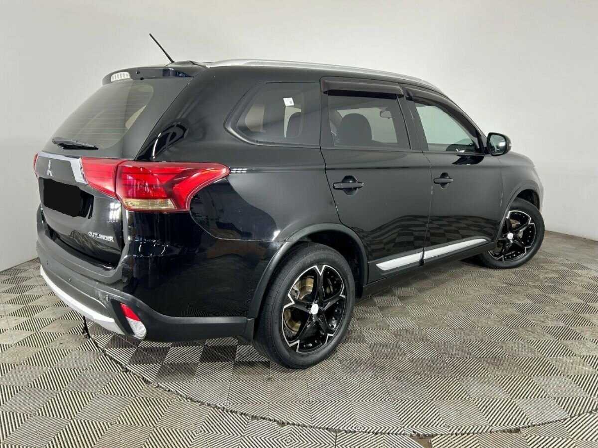 Купить Mitsubishi Outlander с пробегом. Фото: #4