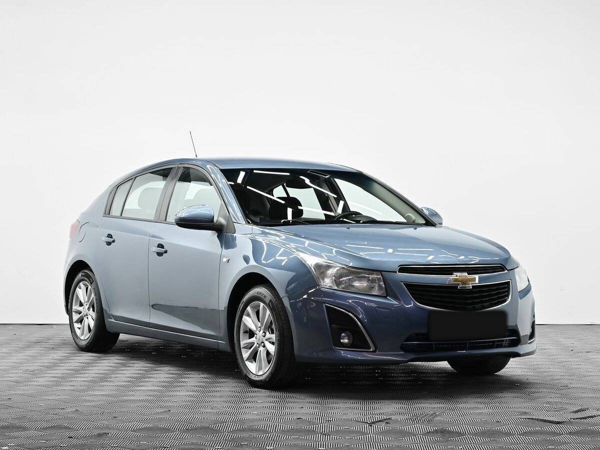 Купить Chevrolet Cruze с пробегом. Фото: #1