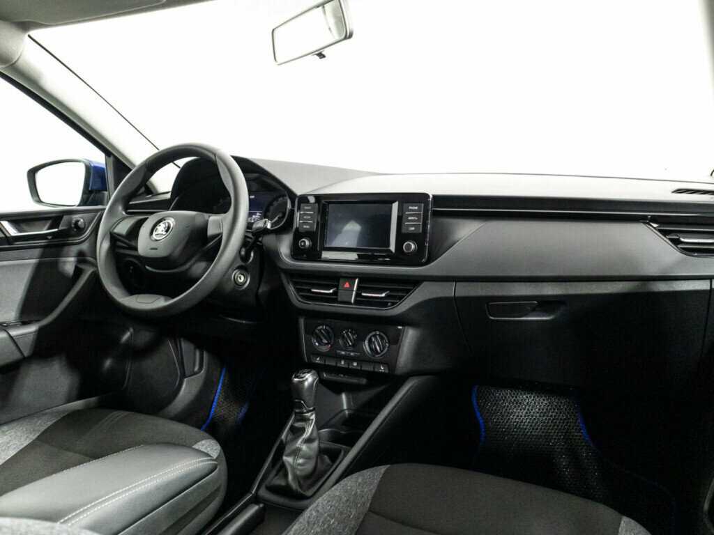 Купить Skoda Rapid с пробегом. Фото: #8