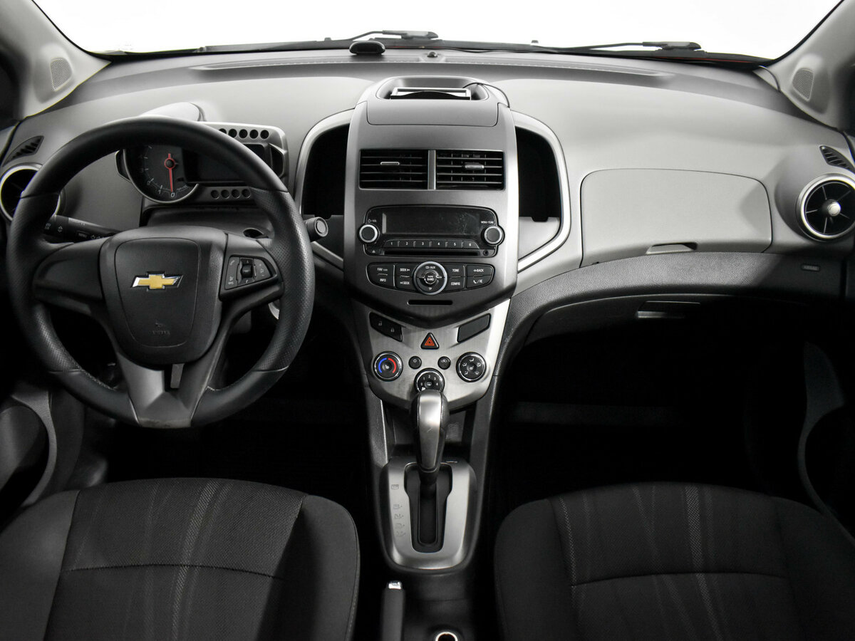 Купить Chevrolet Aveo с пробегом. Фото: #12