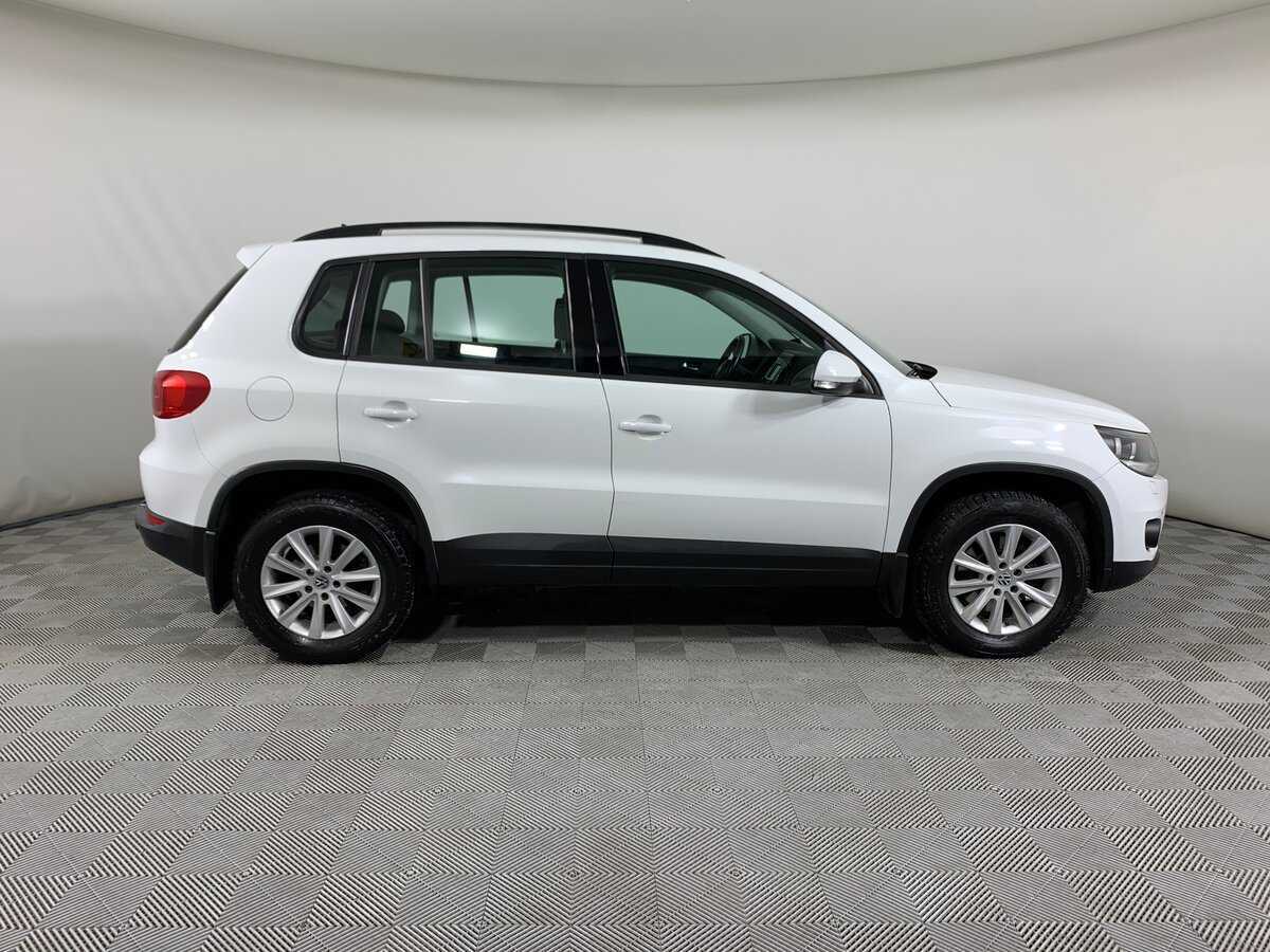 Купить Volkswagen Tiguan с пробегом. Фото: #3
