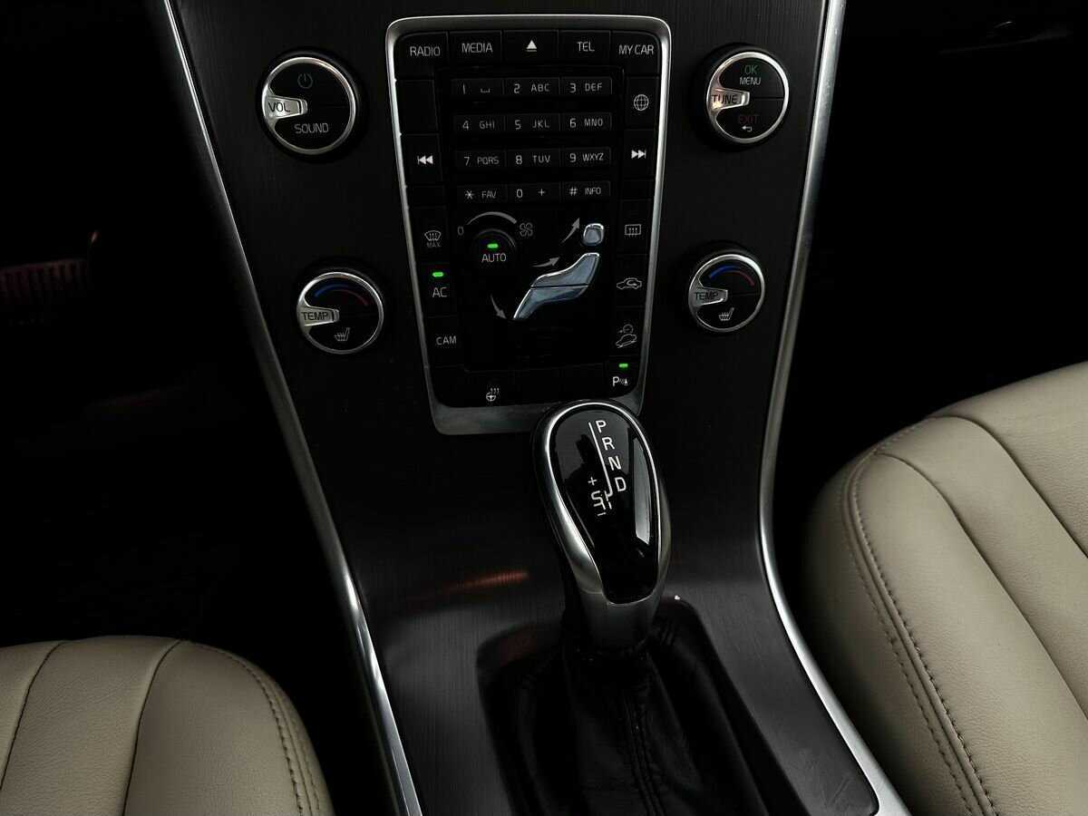 Купить Volvo XC60 с пробегом. Фото: #12