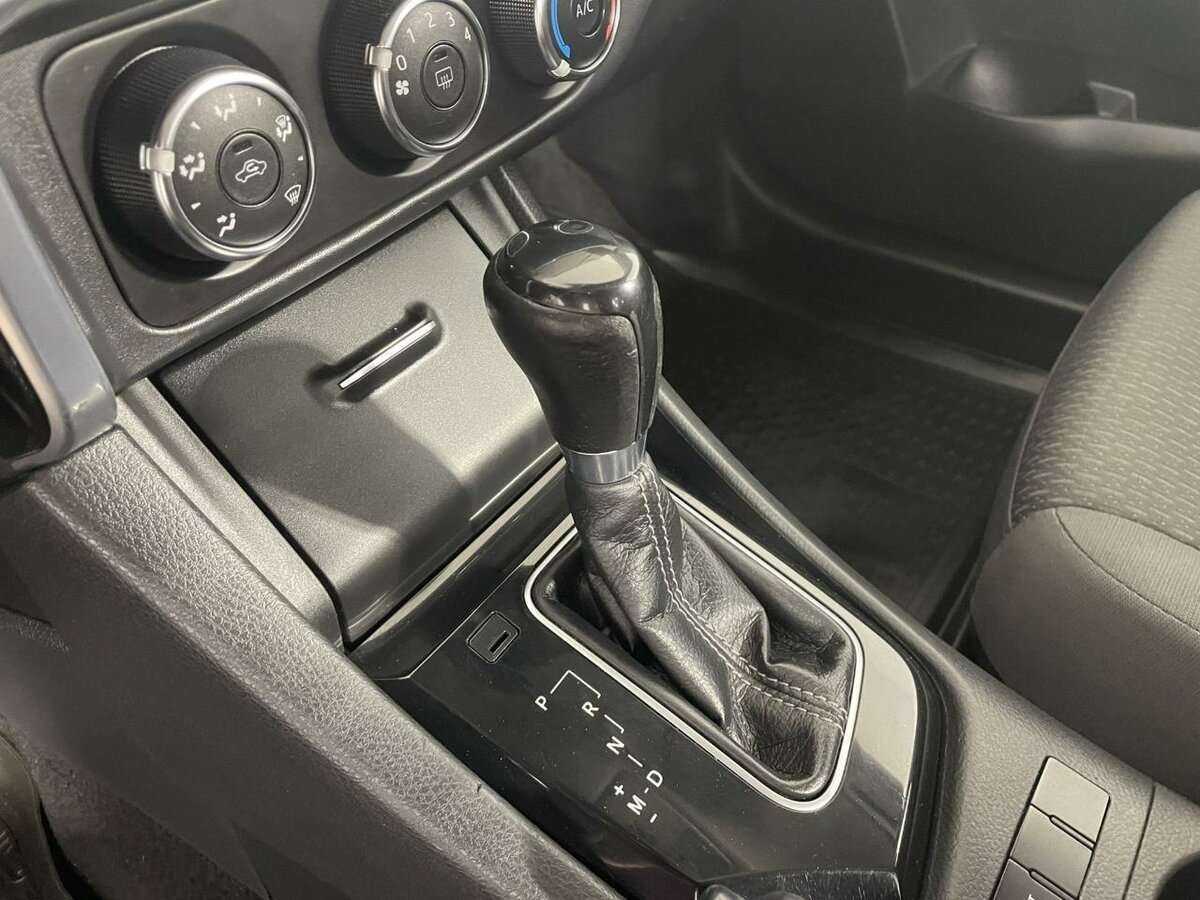 Купить Toyota Corolla с пробегом. Фото: #12