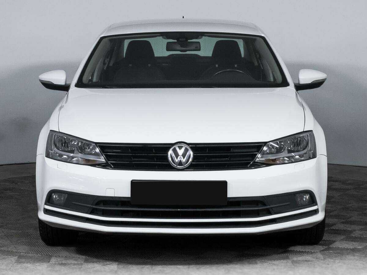 Купить Volkswagen Jetta с пробегом. Фото: #1