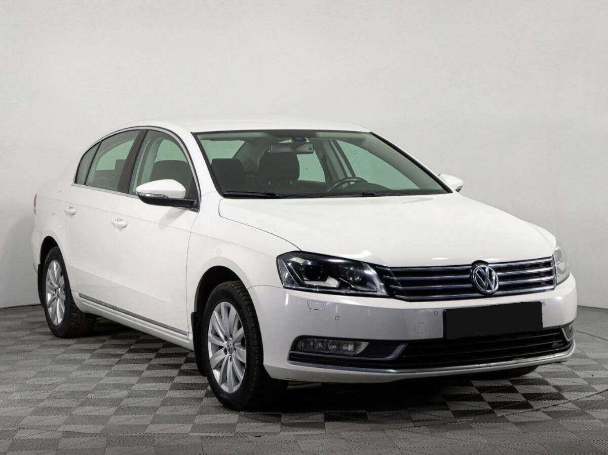 Купить Volkswagen Passat с пробегом. Фото: #2