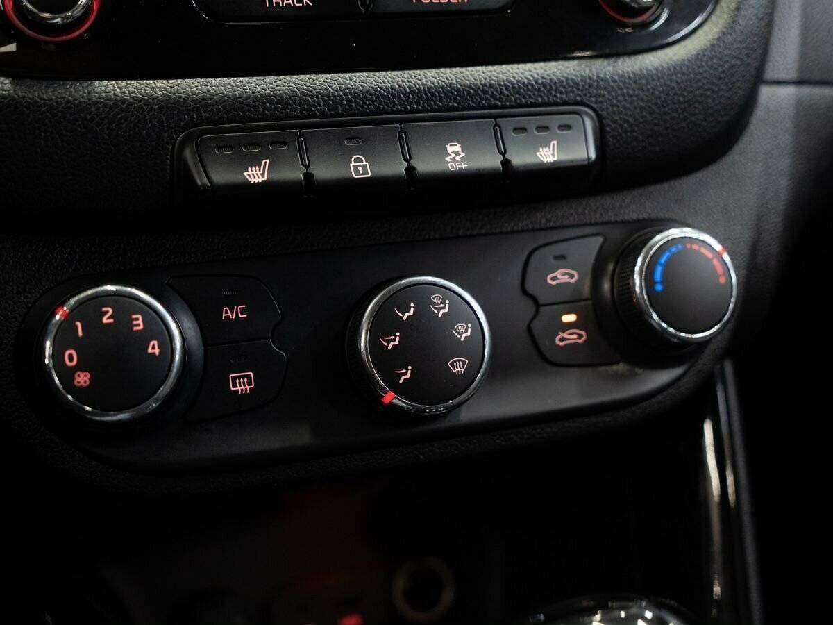 Купить Kia Ceed с пробегом. Фото: #13