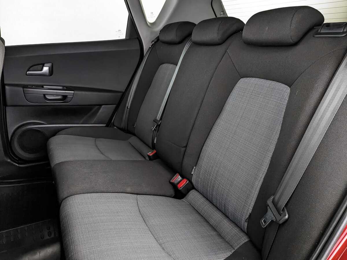 Купить Kia Ceed с пробегом. Фото: #9