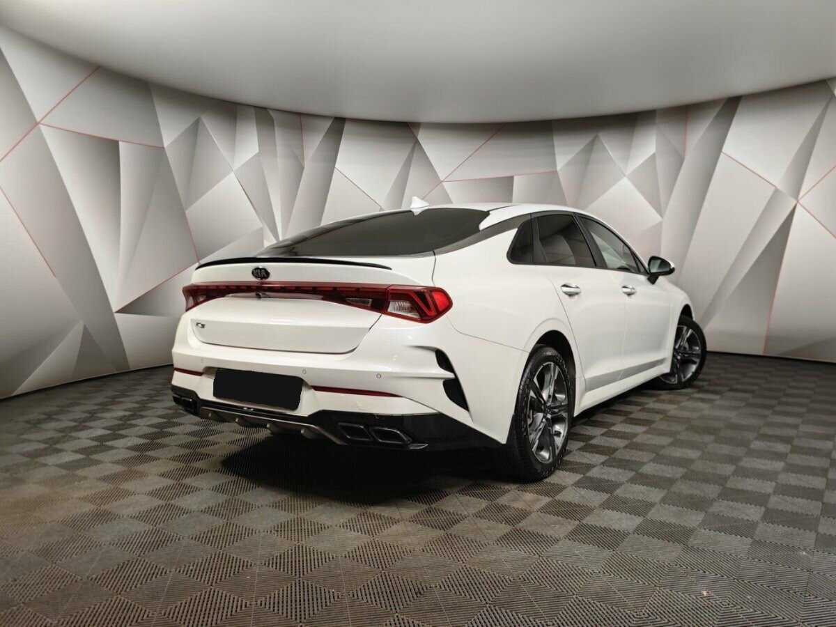 Купить Kia K5 с пробегом. Фото: #1