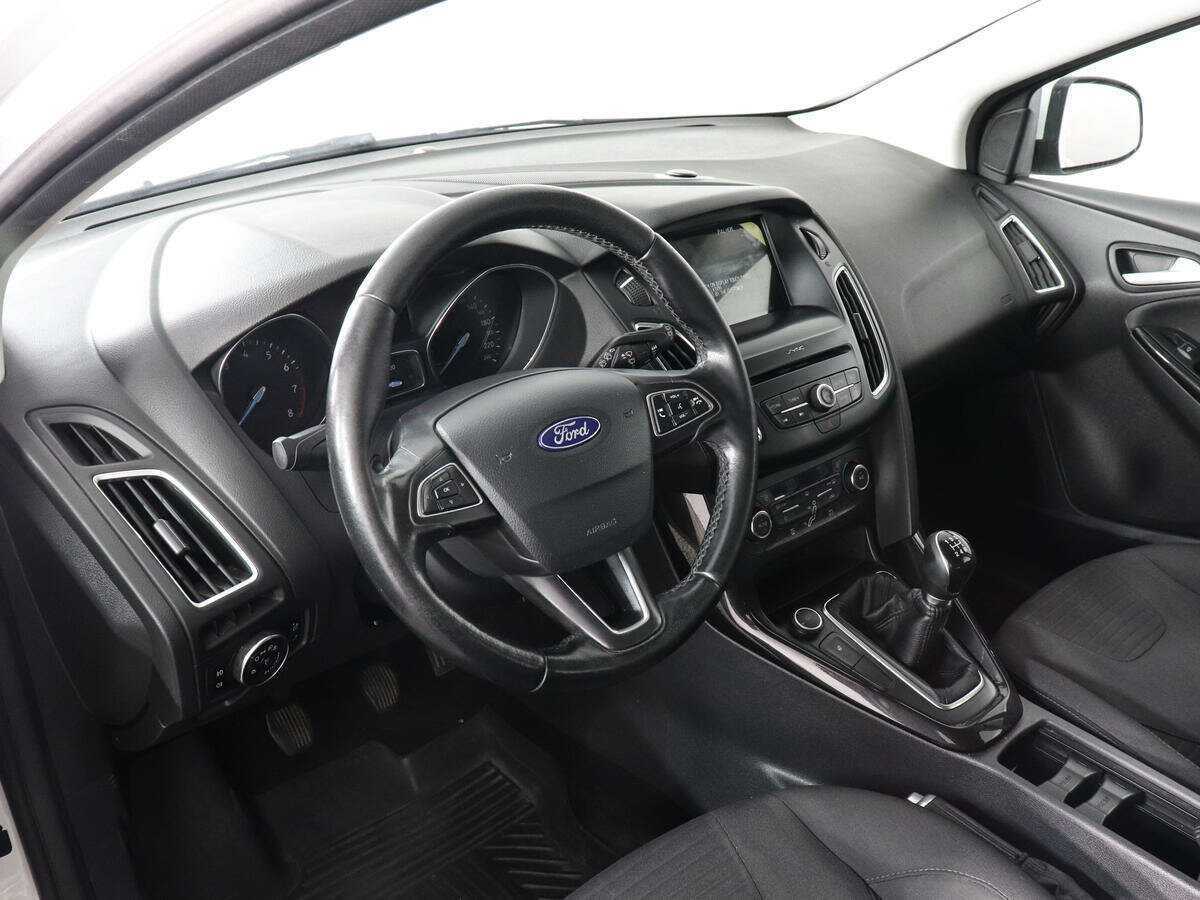 Купить Ford Focus с пробегом. Фото: #8