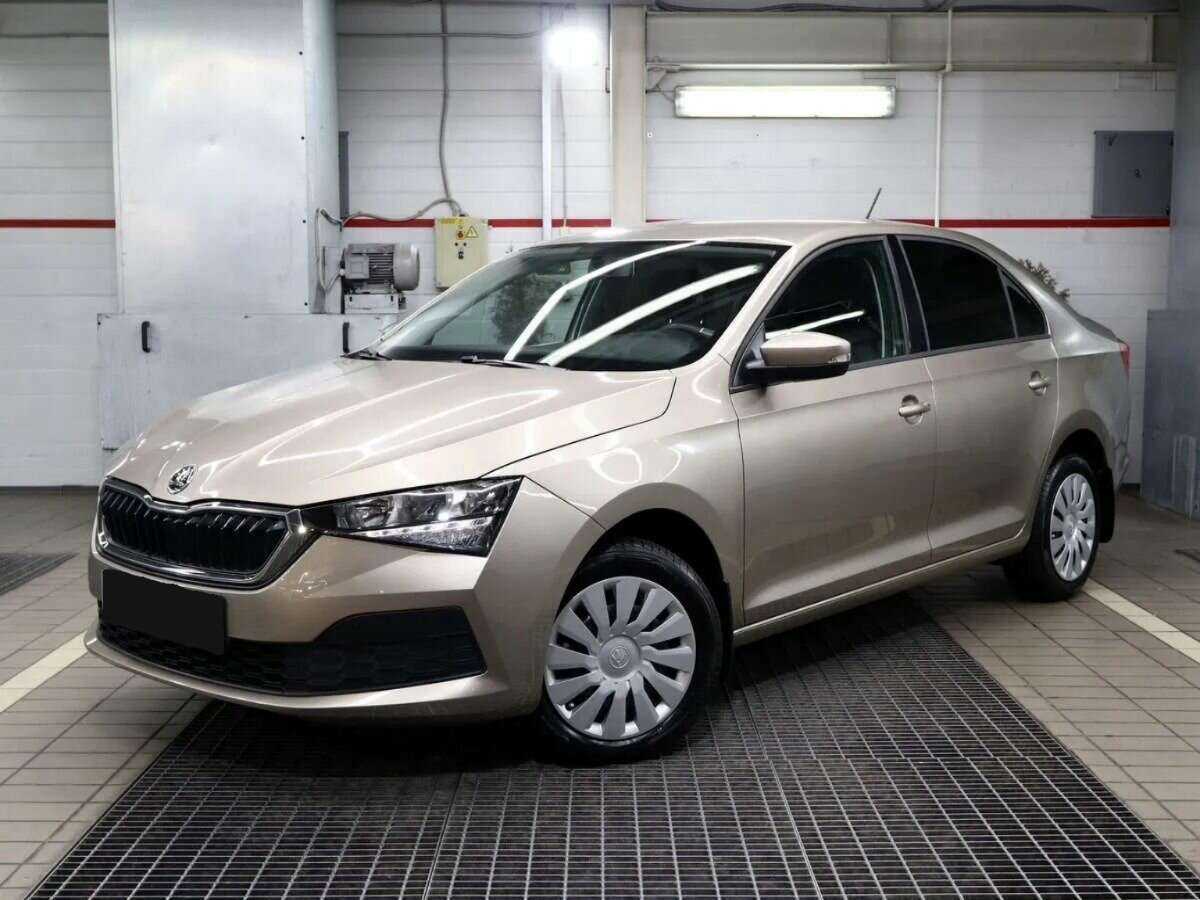 Купить Skoda Rapid с пробегом. Фото: #0