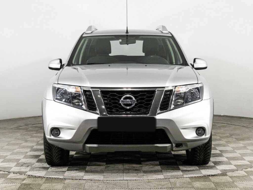 Купить Nissan Terrano с пробегом. Фото: #1