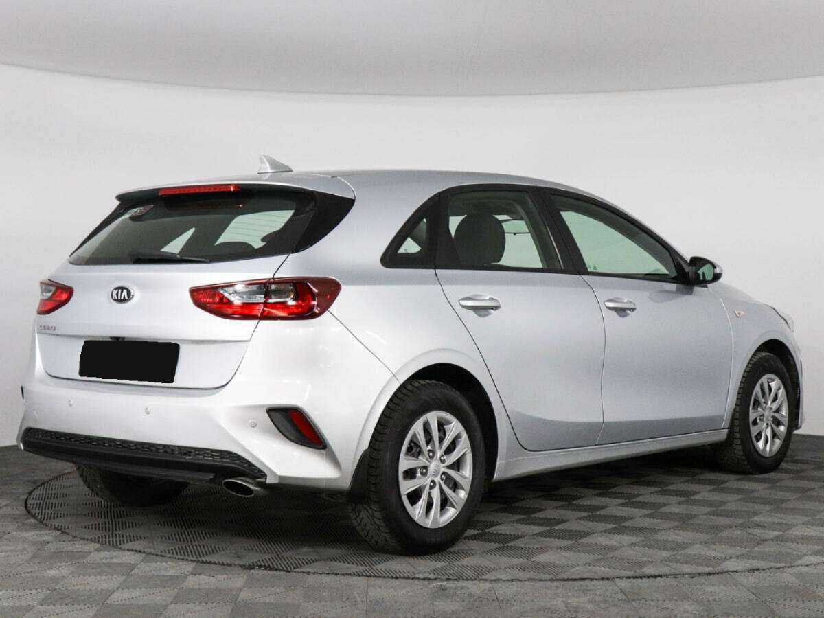 Купить Kia Ceed с пробегом. Фото: #4