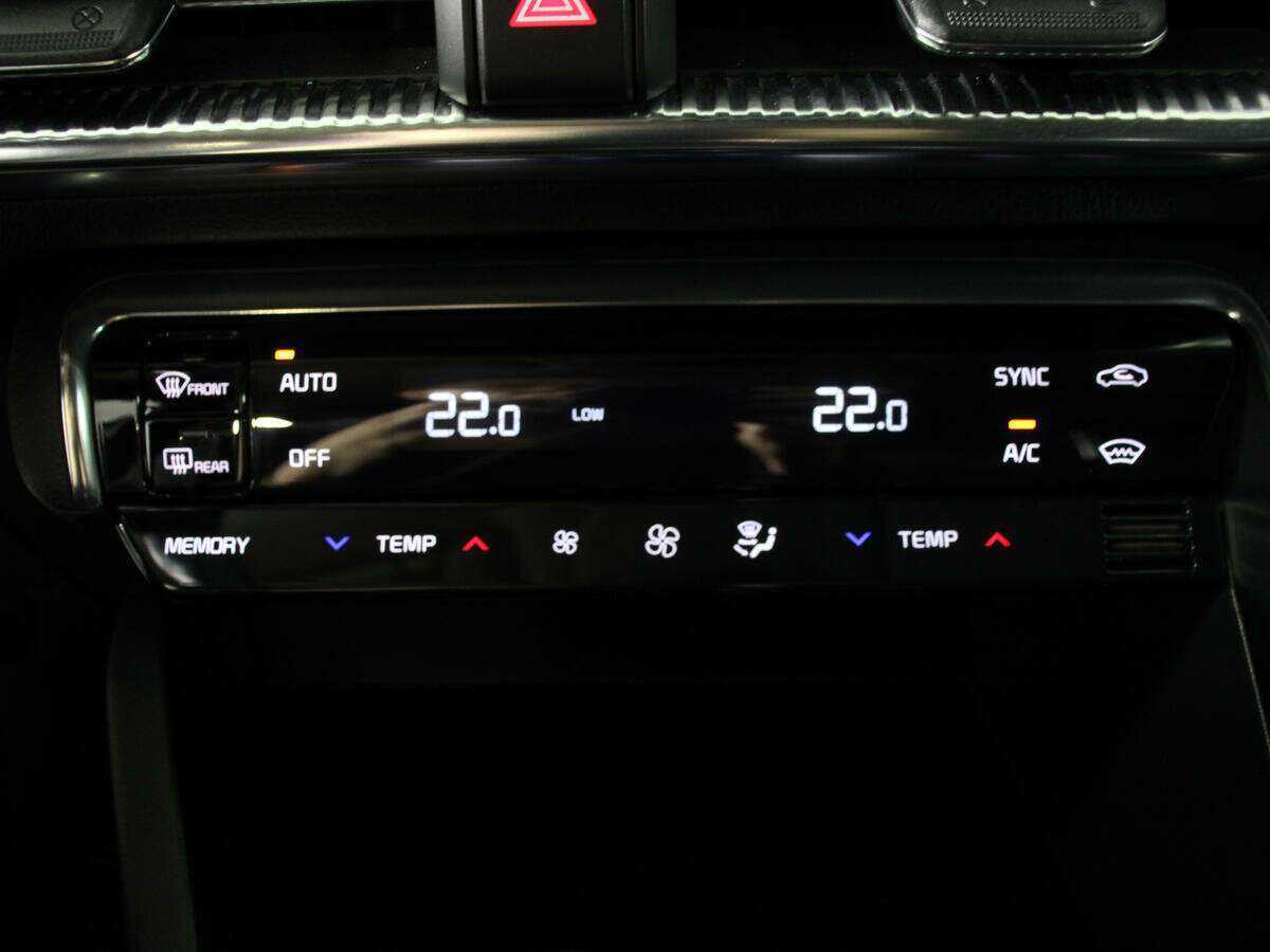 Купить Kia K5 с пробегом. Фото: #20