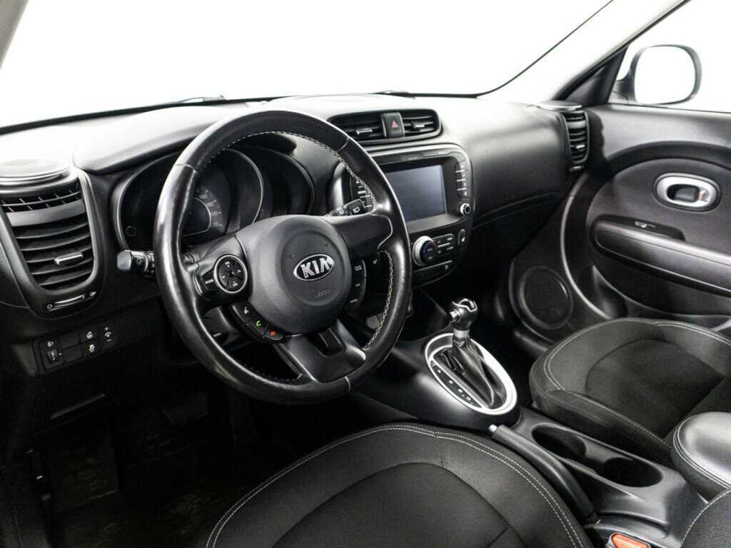 Купить Kia Soul с пробегом. Фото: #10