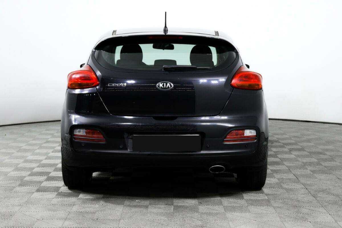 Купить Kia Ceed с пробегом. Фото: #5