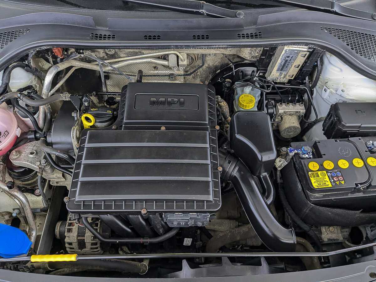 Купить Skoda Rapid с пробегом. Фото: #8