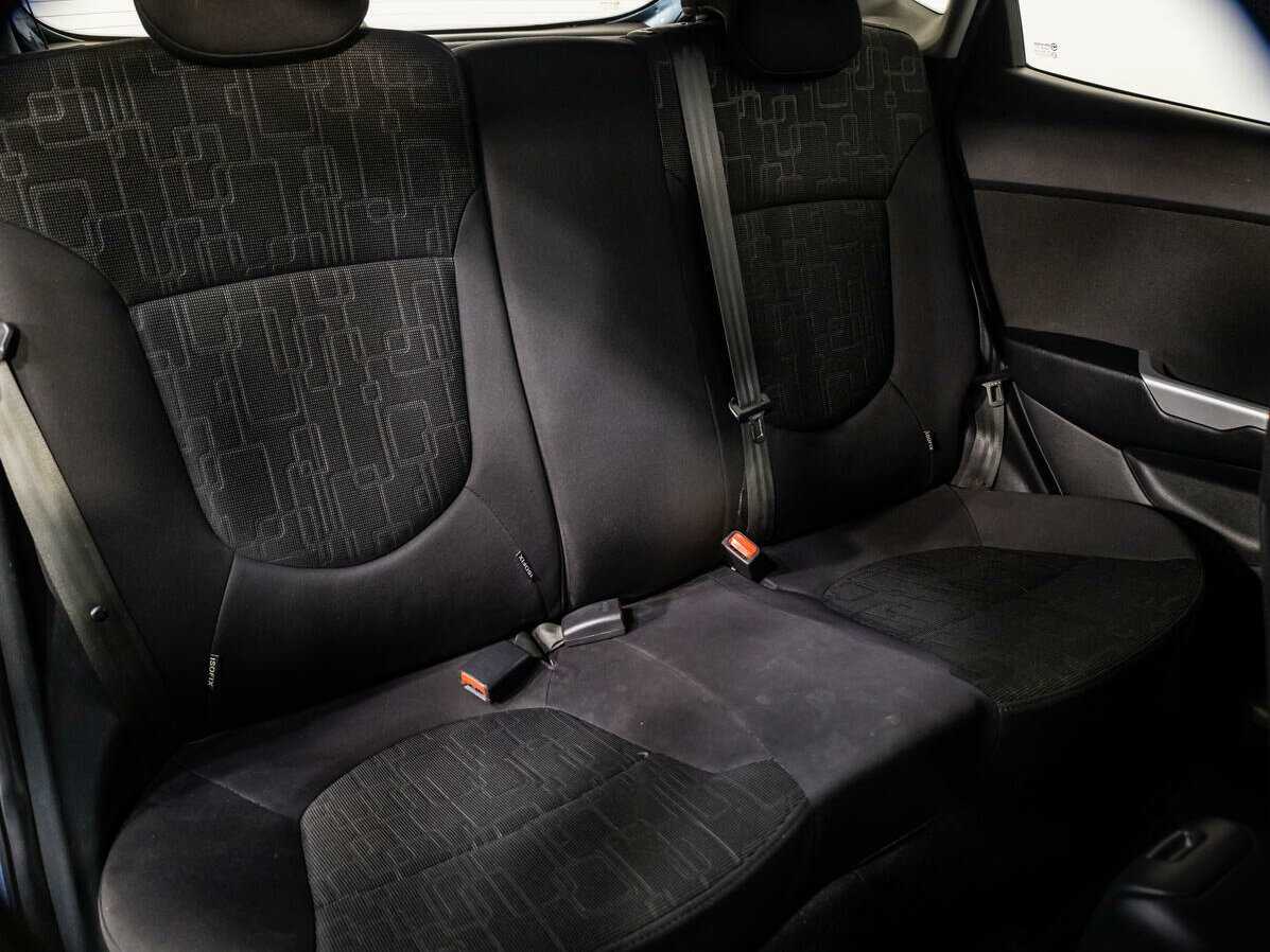 Купить Kia Rio с пробегом. Фото: #8