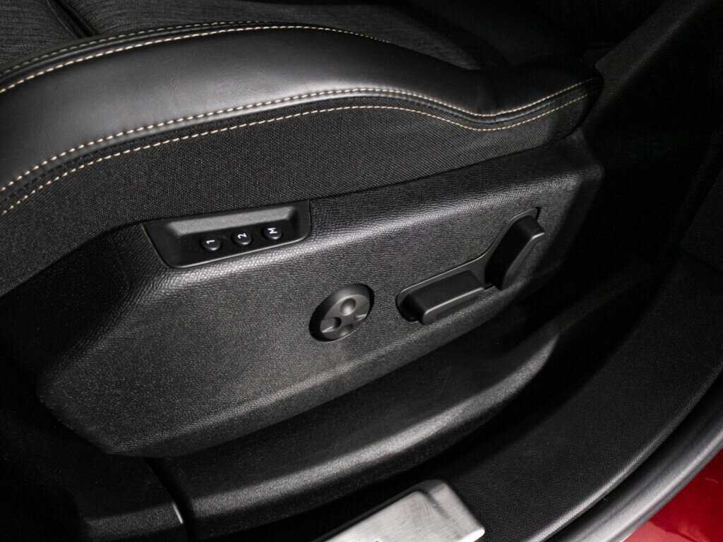 Купить Peugeot 3008 с пробегом. Фото: #15