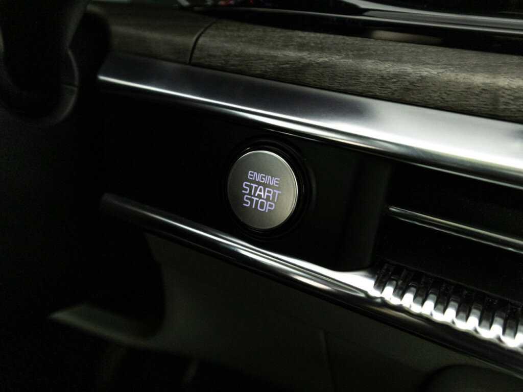 Купить Kia K5 с пробегом. Фото: #21