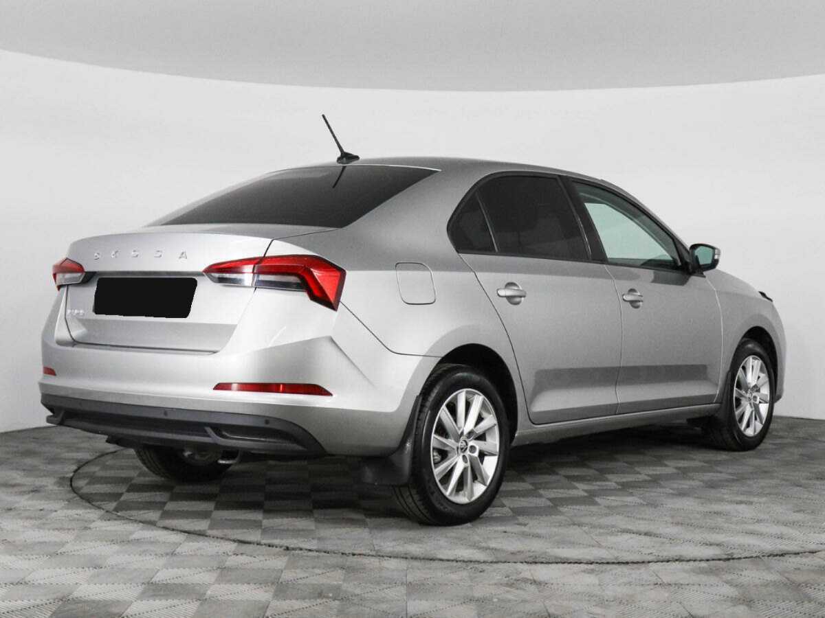 Купить Skoda Rapid с пробегом. Фото: #4