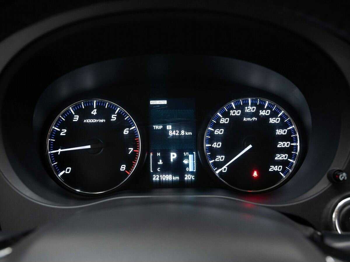 Купить Mitsubishi Outlander с пробегом. Фото: #18