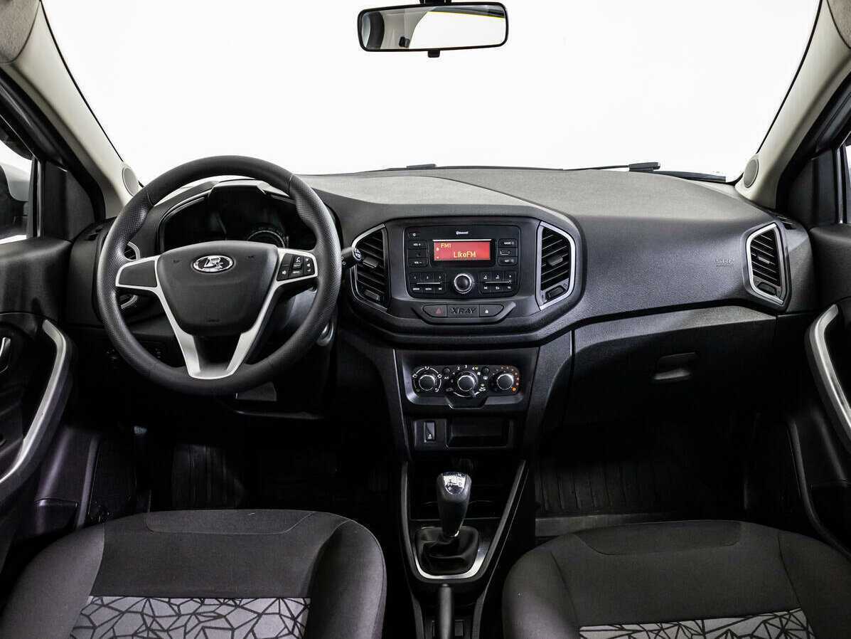 Купить Lada (ВАЗ) XRAY с пробегом. Фото: #10