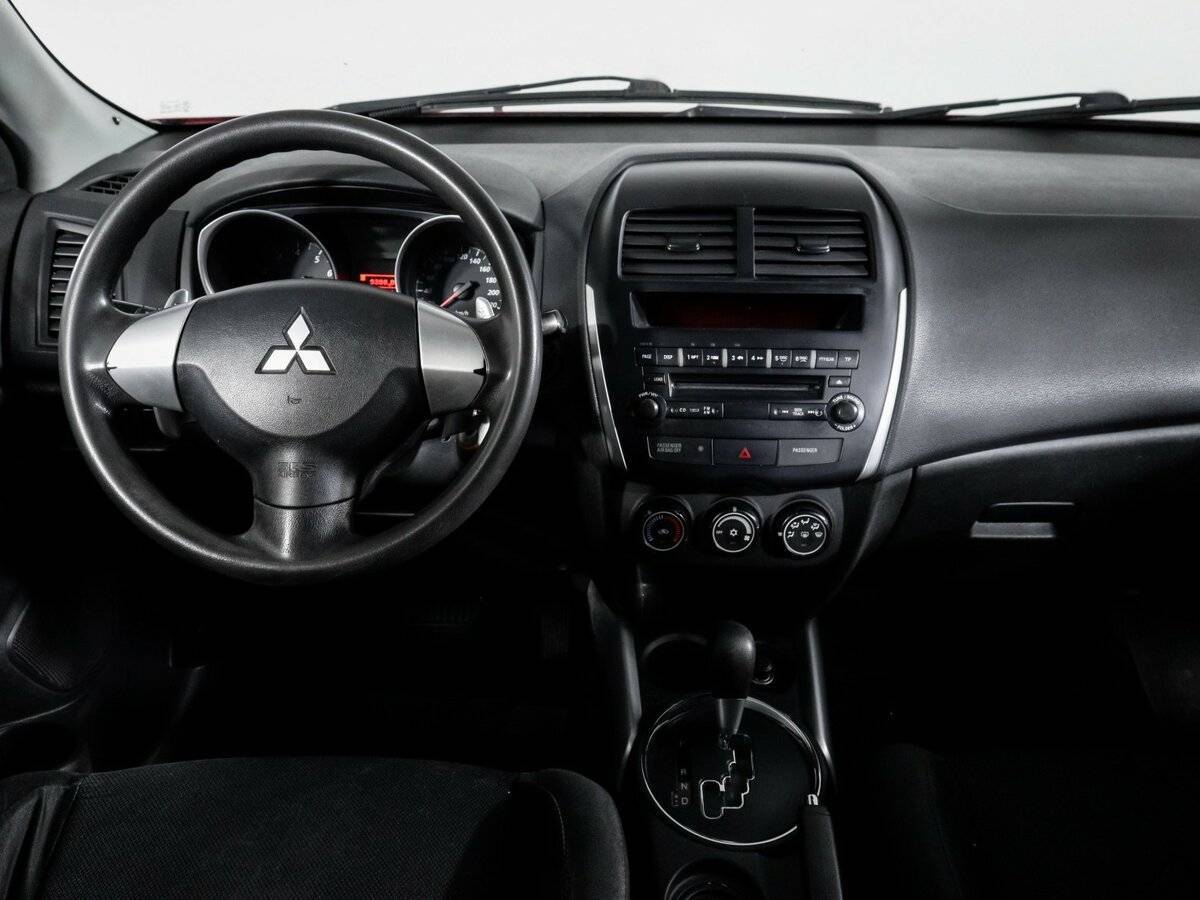 Купить Mitsubishi ASX с пробегом. Фото: #11