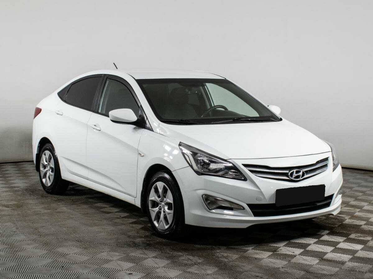 Купить Hyundai Solaris с пробегом. Фото: #2