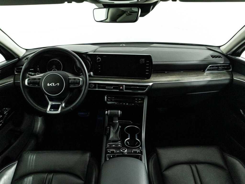 Купить Kia K5 с пробегом. Фото: #12