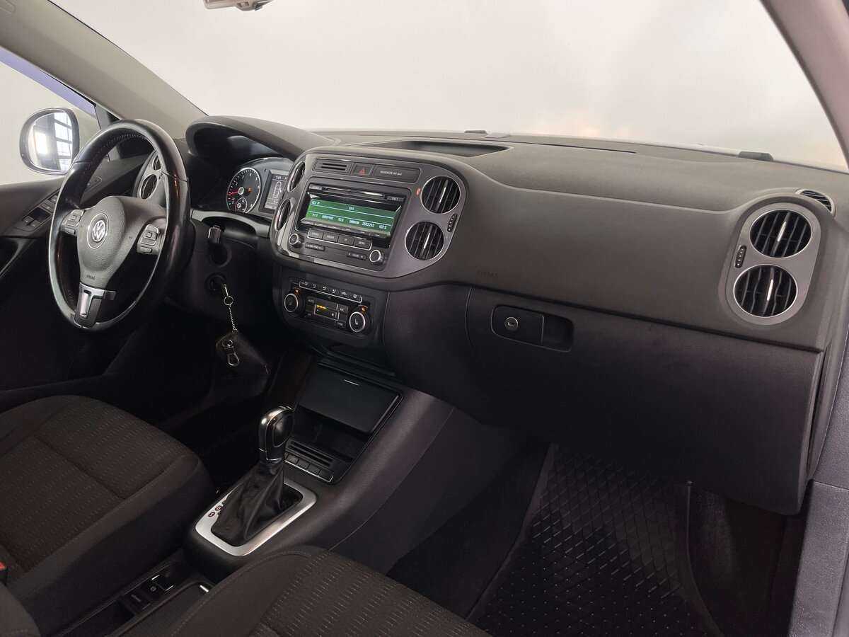 Купить Volkswagen Tiguan с пробегом. Фото: #7