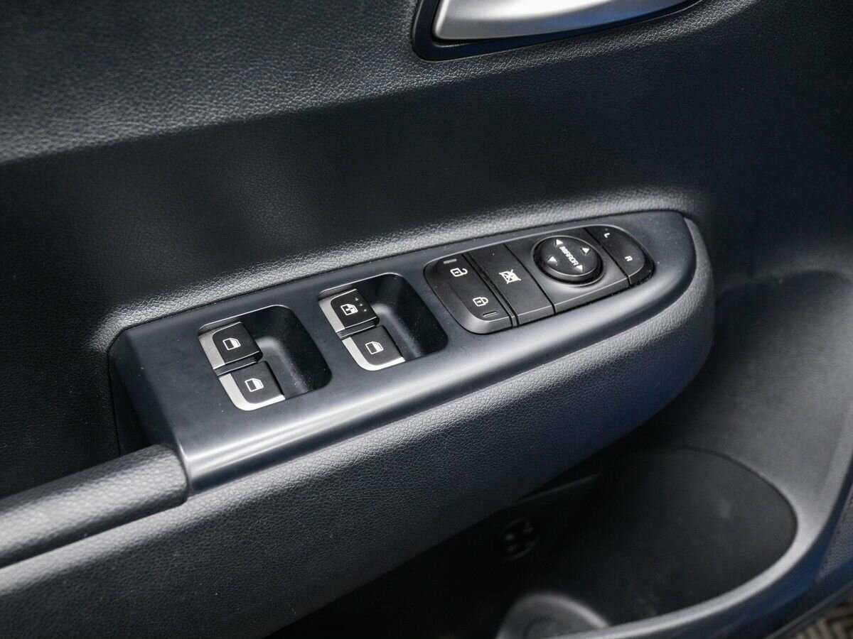 Купить Kia Rio с пробегом. Фото: #14