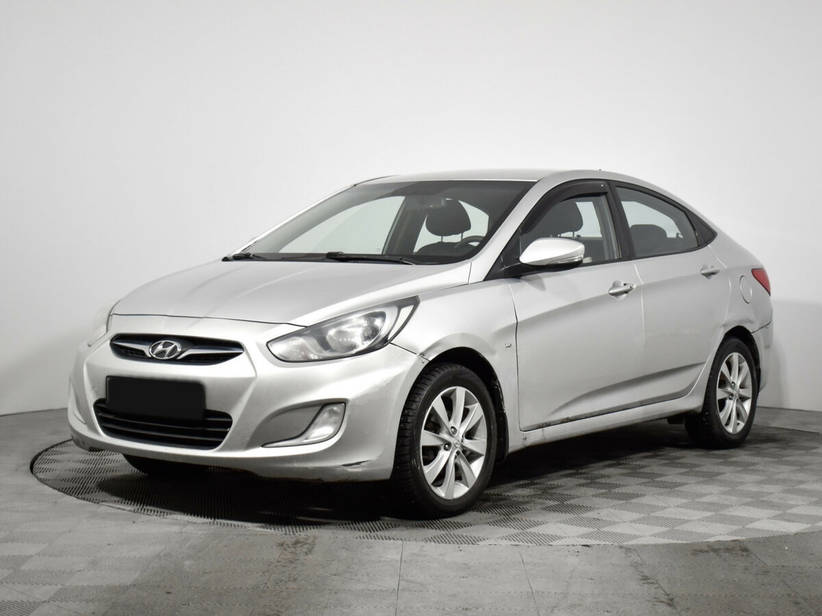 Купить Hyundai Solaris с пробегом. Посмотреть фото