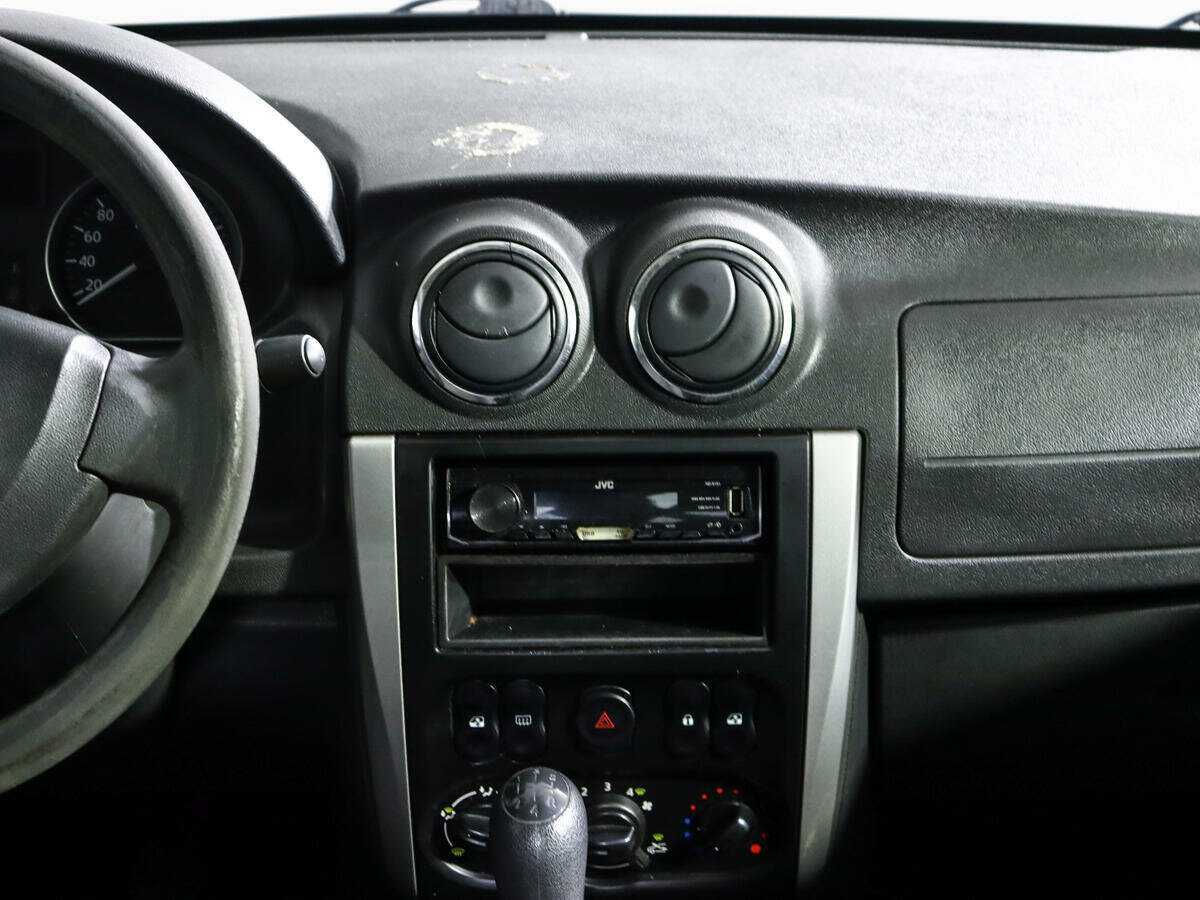 Купить Nissan Almera с пробегом. Фото: #10