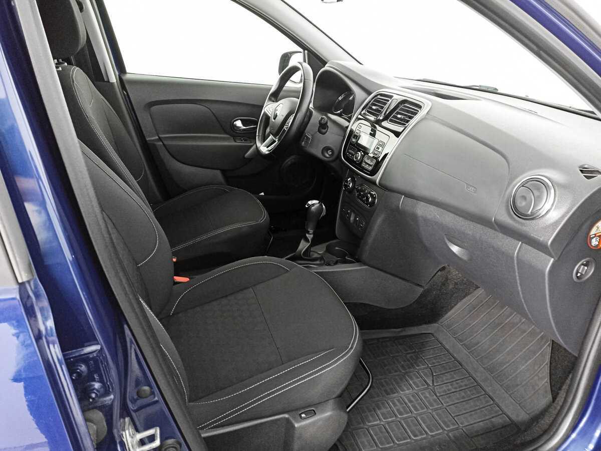Купить Renault Sandero с пробегом. Фото: #9