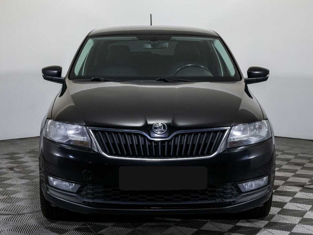 Купить Skoda Rapid с пробегом. Фото: #1