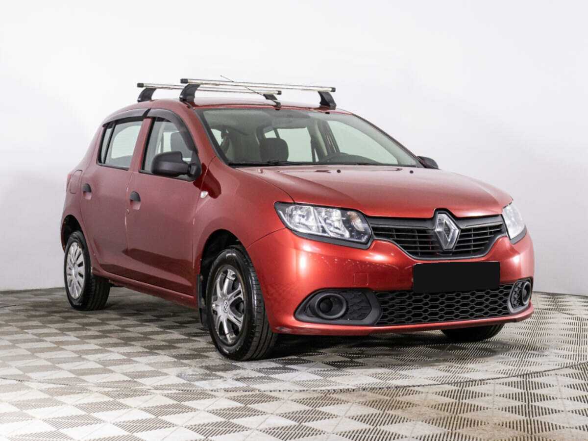 Купить Renault Sandero с пробегом. Фото: #2