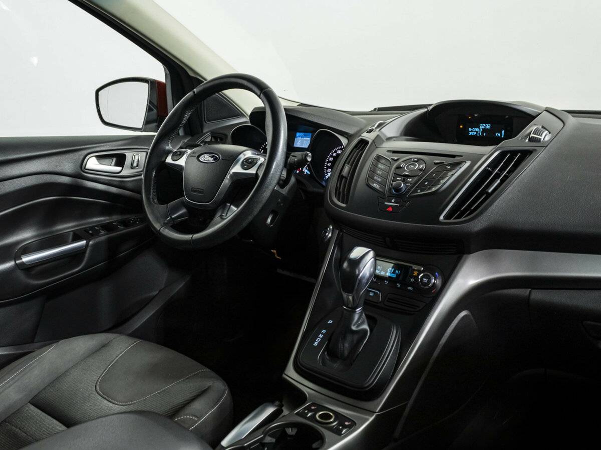 Купить Ford Kuga с пробегом. Фото: #7