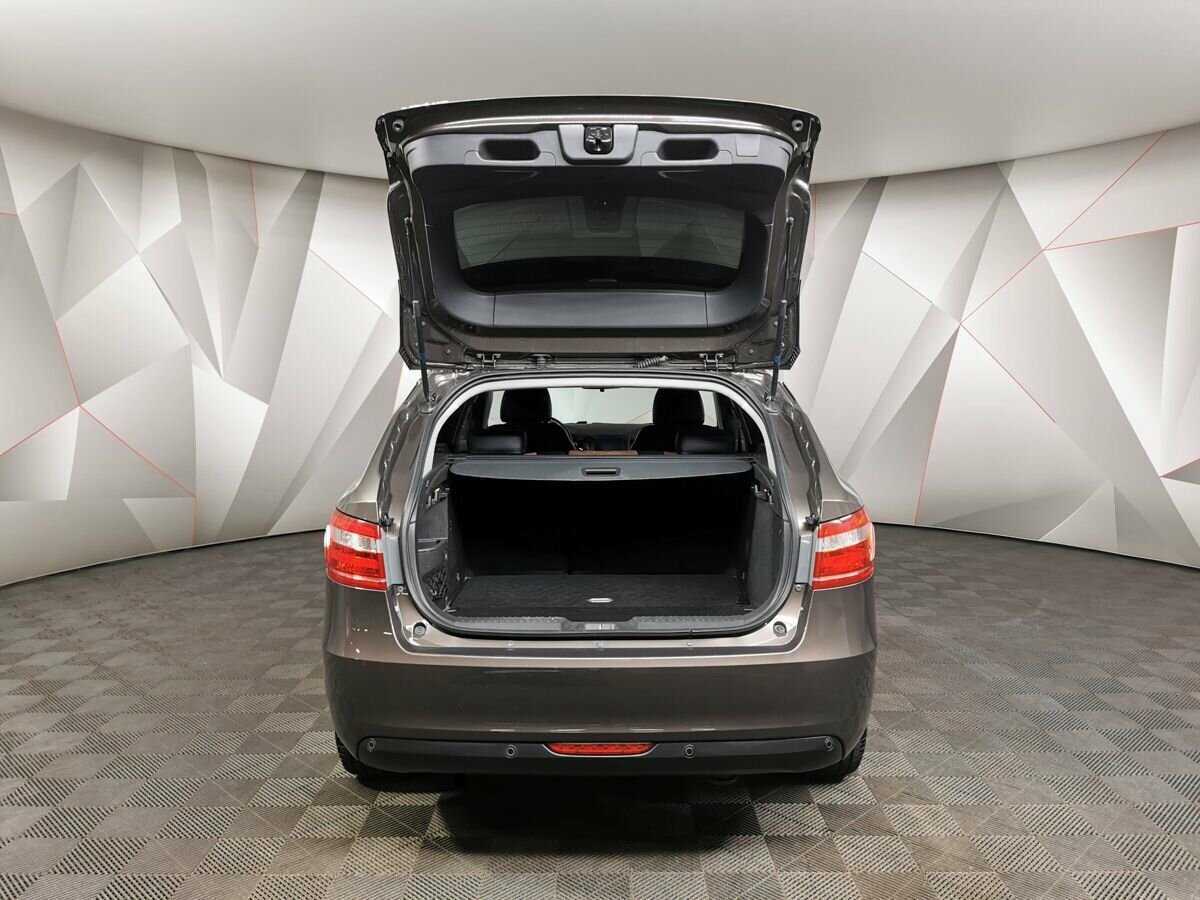 Купить Lada (ВАЗ) Vesta с пробегом. Фото: #18