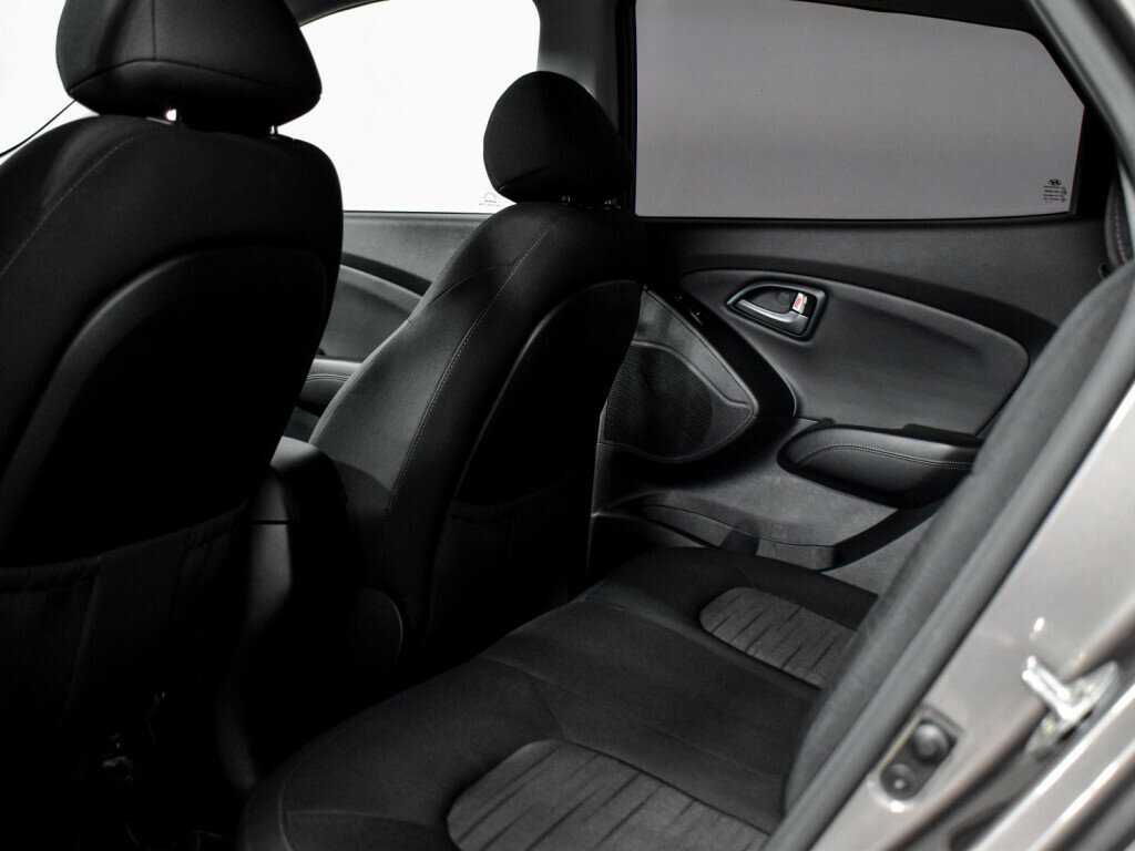 Купить Hyundai ix35 с пробегом. Фото: #11