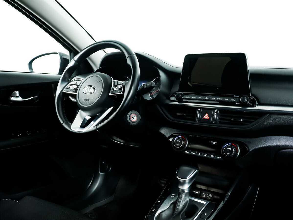 Купить Kia Cerato с пробегом. Фото: #8