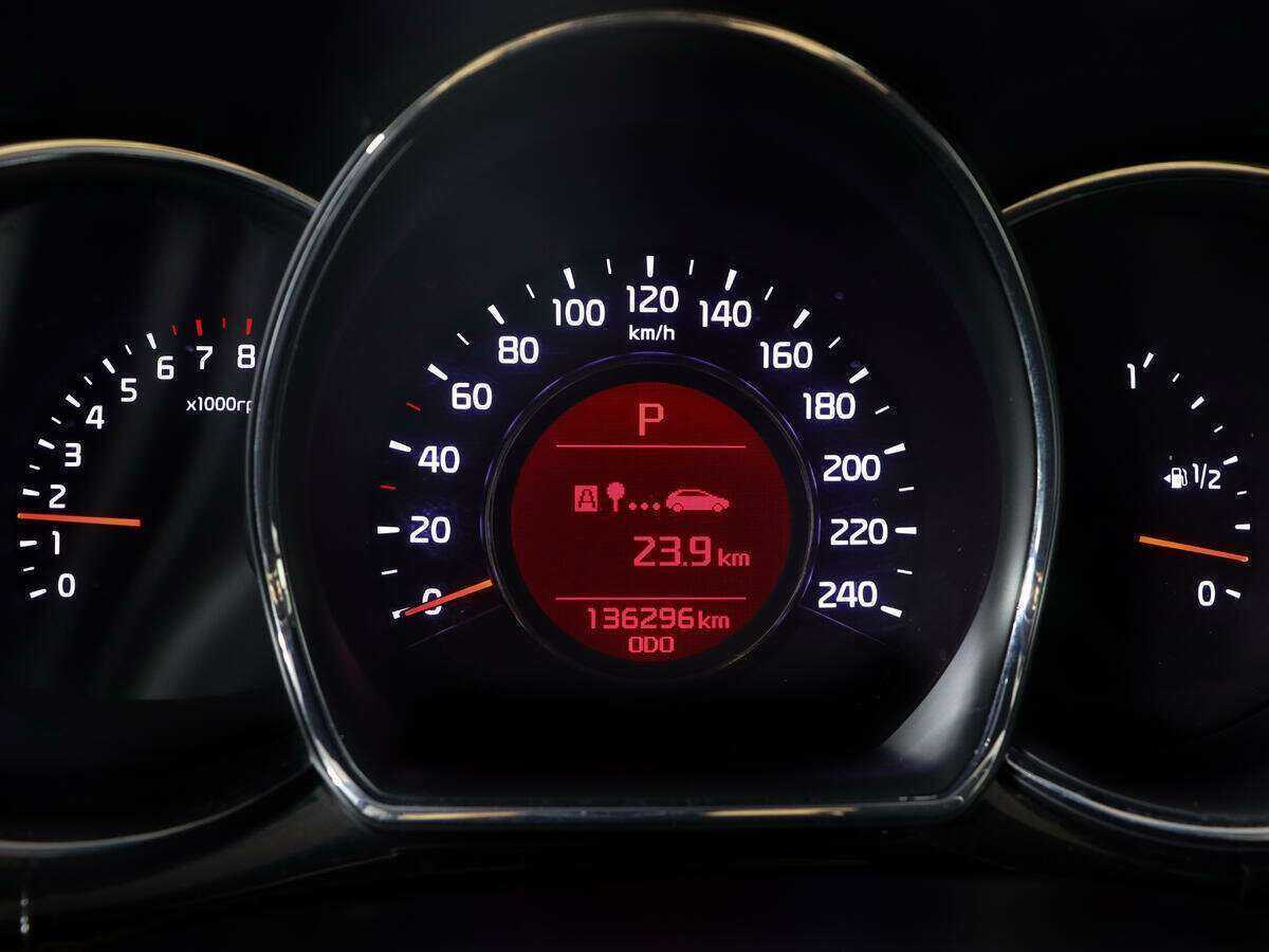 Купить Kia Ceed с пробегом. Фото: #10