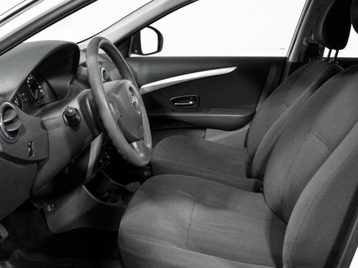 Купить Nissan Almera с пробегом. Фото: #10